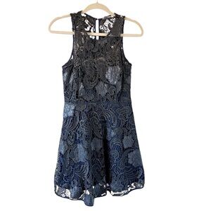 Lovers + Friends The Rocket Lace Black Blue
Sleeveless Mini Dress size M…